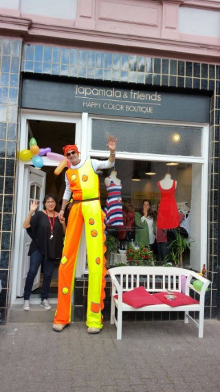 circus skills for hire